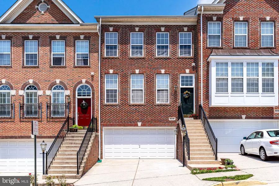 8238 GUNSTON COMMONS WAY, Lorton, VA 22079