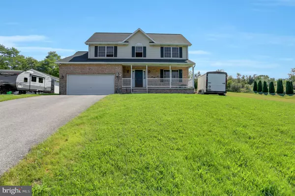 584 FERN LANE, Chambersburg, PA 17202