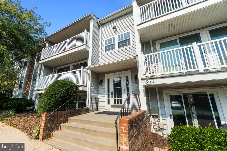 504 PHILMONT DR #9, Gaithersburg, MD 20878