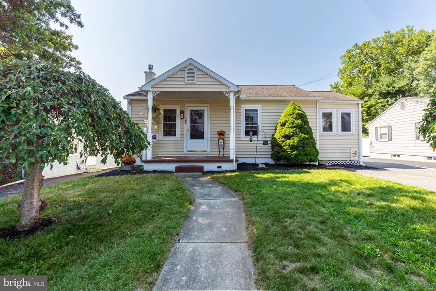 128 MAPLE ST, Elizabethtown, PA 17022