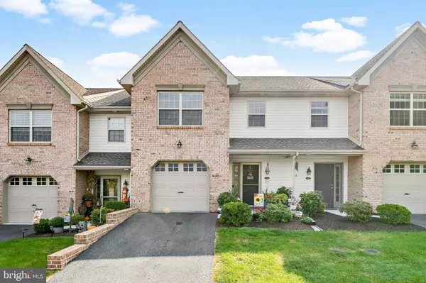 214 MELBOURNE LN, Mechanicsburg, PA 17055