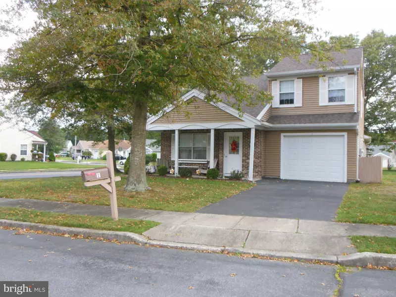 1 COTTONWOOD DR, Barnegat, NJ 08005