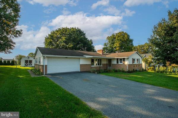 214 W MCKINLEY AVE, Myerstown, PA 17067