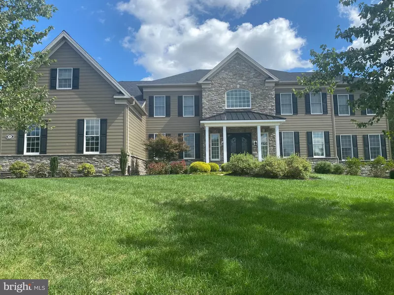 65 GOLDFINCH CIR, Phoenixville, PA 19460