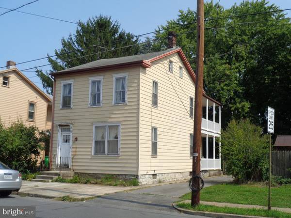 613 N PITT ST, Carlisle, PA 17013