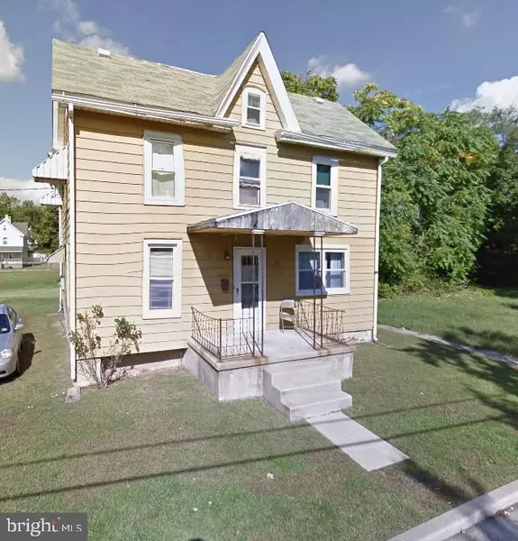 123 W BUCK ST, Paulsboro, NJ 08066