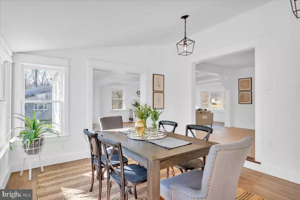 5 GEORGIA TRL Medford, NJ 08055