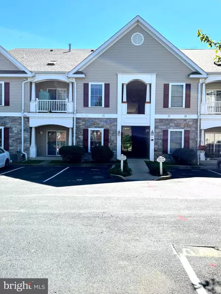 1324 W WEST CHESTER PIKE #103, West Chester, PA 19382