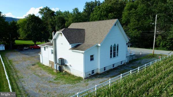 Saxton, PA 16678,8753 RAYSTOWN RD