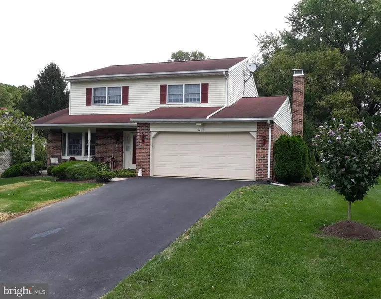 643 CANDLEWYCK RD, Lancaster, PA 17601