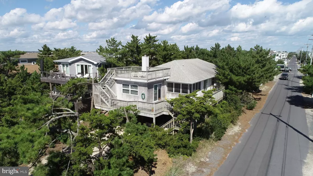 9 E BAYARD ST, Fenwick Island, DE 19944