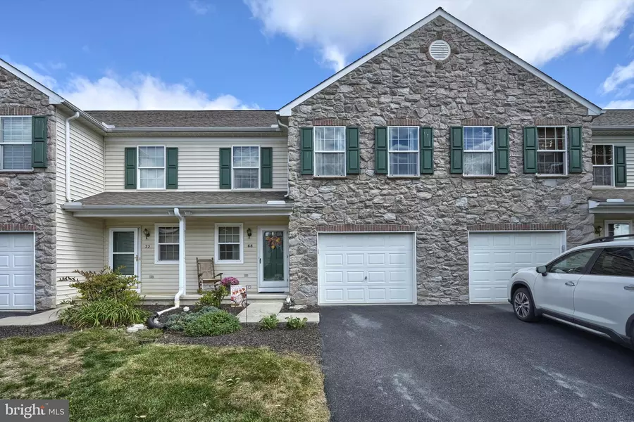 68 N VILLAGE CIR, Palmyra, PA 17078