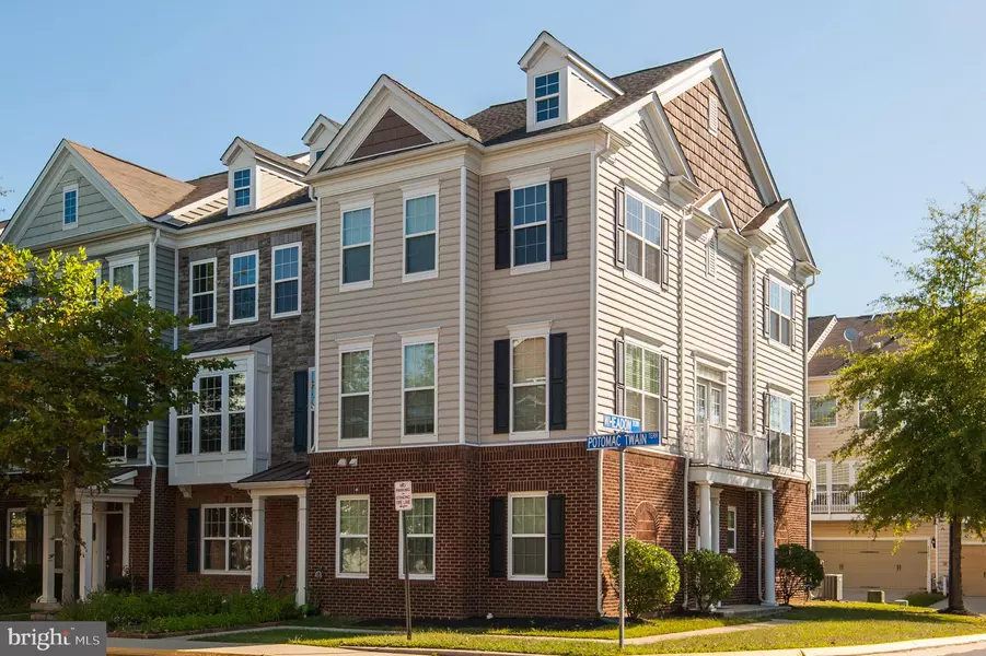 25488 POTOMAC TWAIN TER, Chantilly, VA 20152