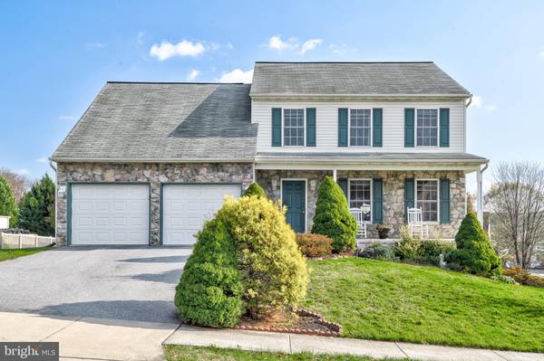 745 APPLE TREE LN, Mount Wolf, PA 17347