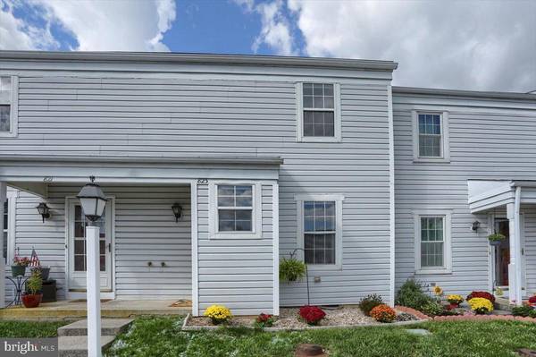 823 OLD SILVER SPRING RD, Mechanicsburg, PA 17055