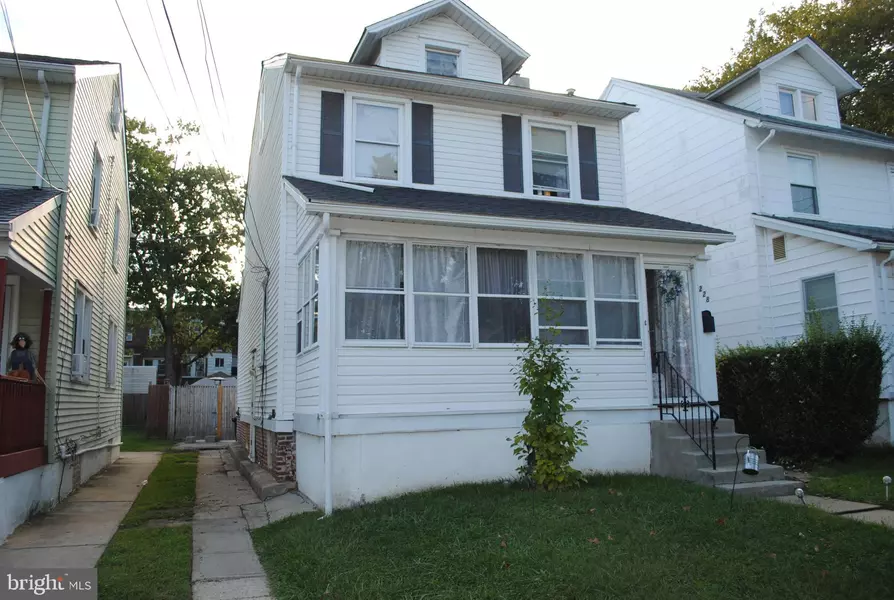 228 MARSHALL AVE, Darby, PA 19023