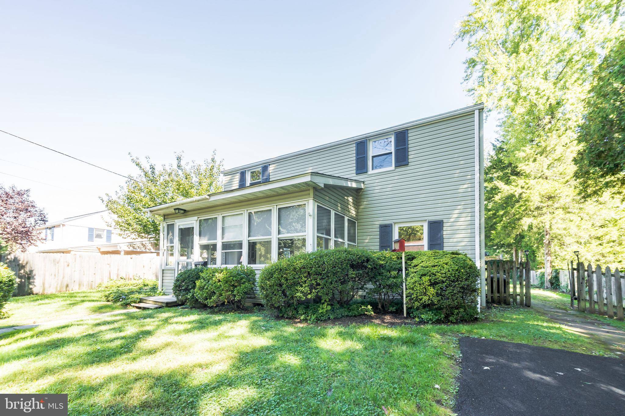 Oreland, PA 19075,329 LYSTER RD