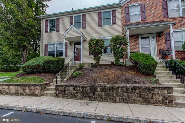 102 RUNNYMEDE CT, Harleysville, PA 19438