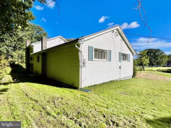 Hopewell, PA 16650,132 FRONTIER LANE