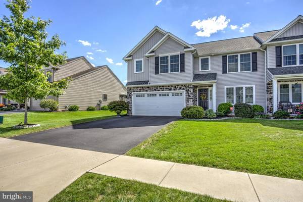 Mount Joy, PA 17552,5254 SUMMERFIELD DR #320