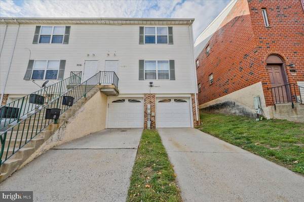 9428 WOODBRIDGE RD, Philadelphia, PA 19114