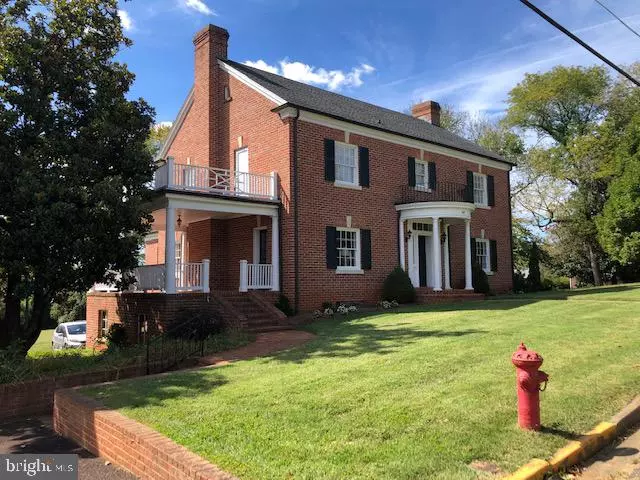 168 S ALMOND ST, Orange, VA 22960