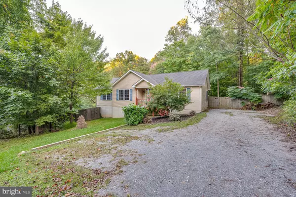 Harpers Ferry, WV 25425,1396 JOHNNYCAKE LN