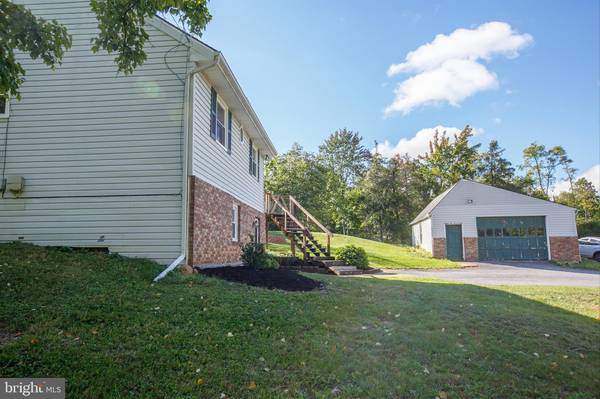 Dillsburg, PA 17019,105 W SIDDONSBURG RD