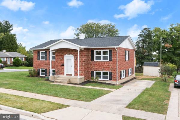 6104 COLLINSWAY RD, Catonsville, MD 21228