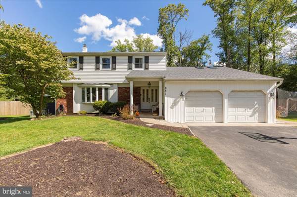 651 MAPLE HILL DR, Blue Bell, PA 19422