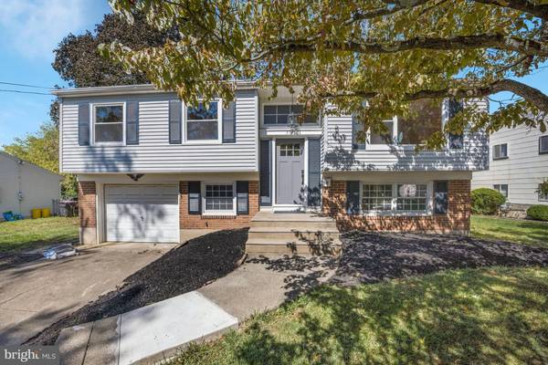 230 HOLLYOKE RD, Somerdale, NJ 08083