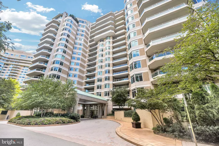 5630 WISCONSIN AVE #404, Chevy Chase, MD 20815