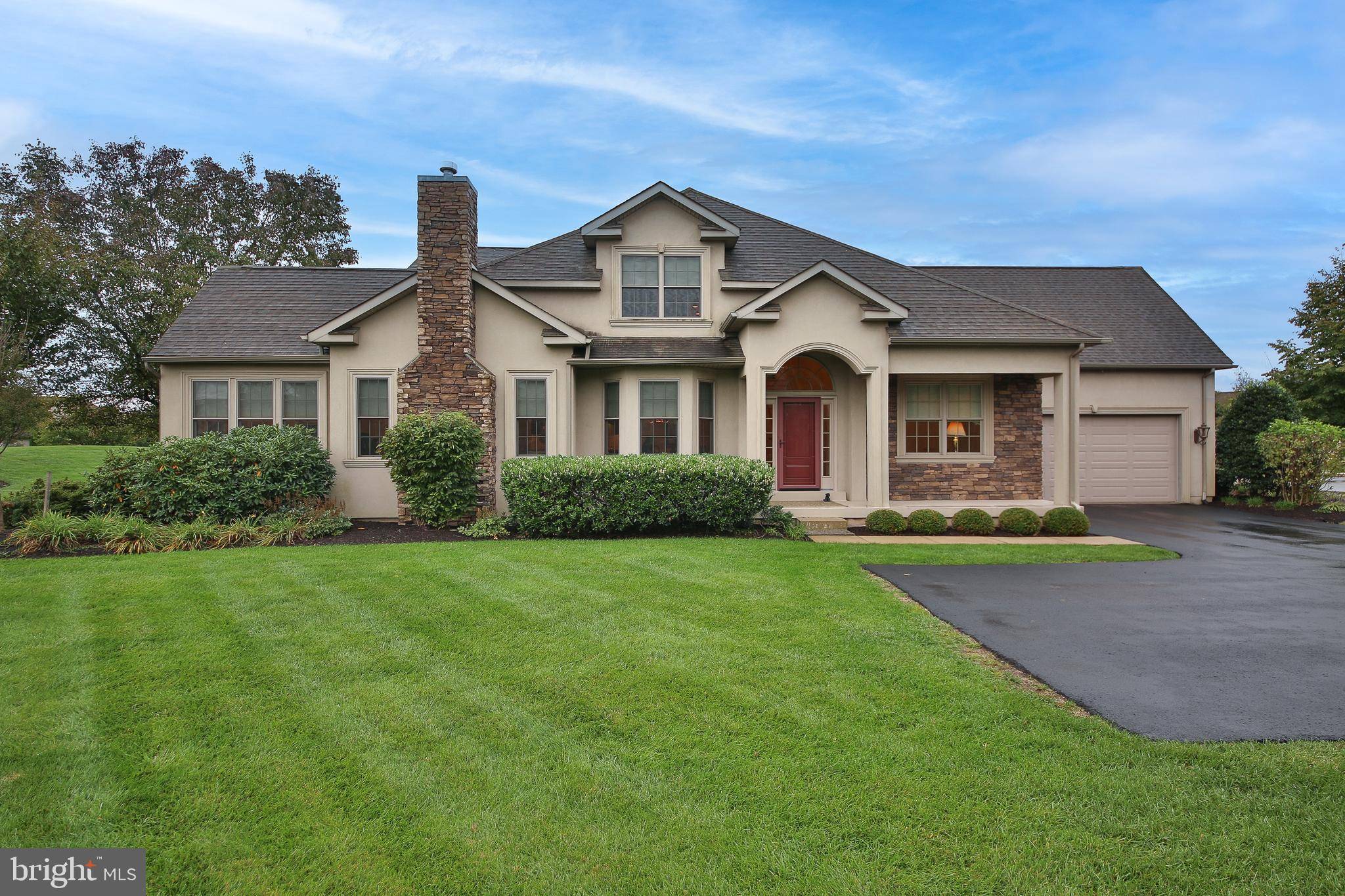 284 COUNTRY CLUB DR., Telford, PA 18969