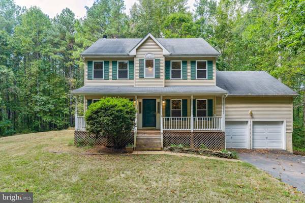 15 CANNON KNOLLS DR, Fredericksburg, VA 22406