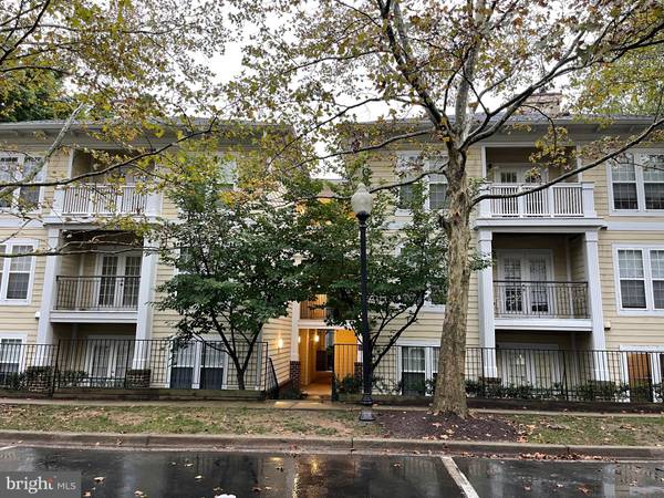 935 BEACON SQUARE CT #24, Gaithersburg, MD 20878