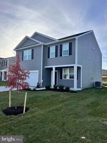 215 SABER DR, Charles Town, WV 25414