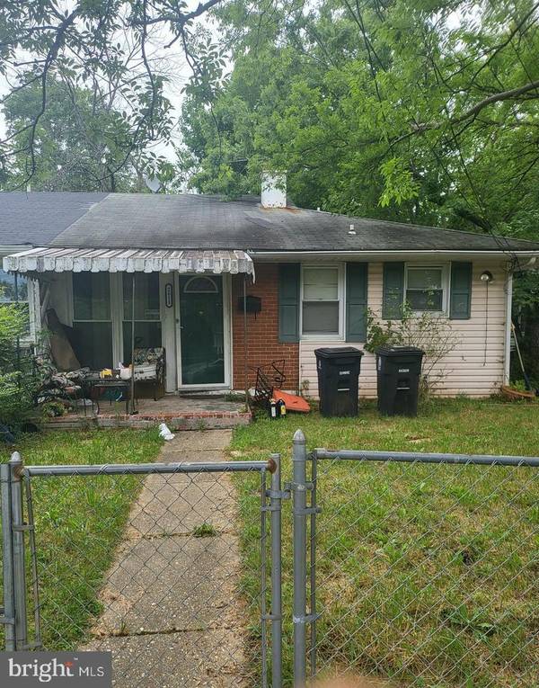 2011 BARLOWE PL, Hyattsville, MD 20785