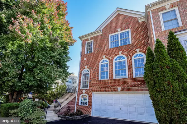 Alexandria, VA 22310,5598 GOVERNORS POND CIR