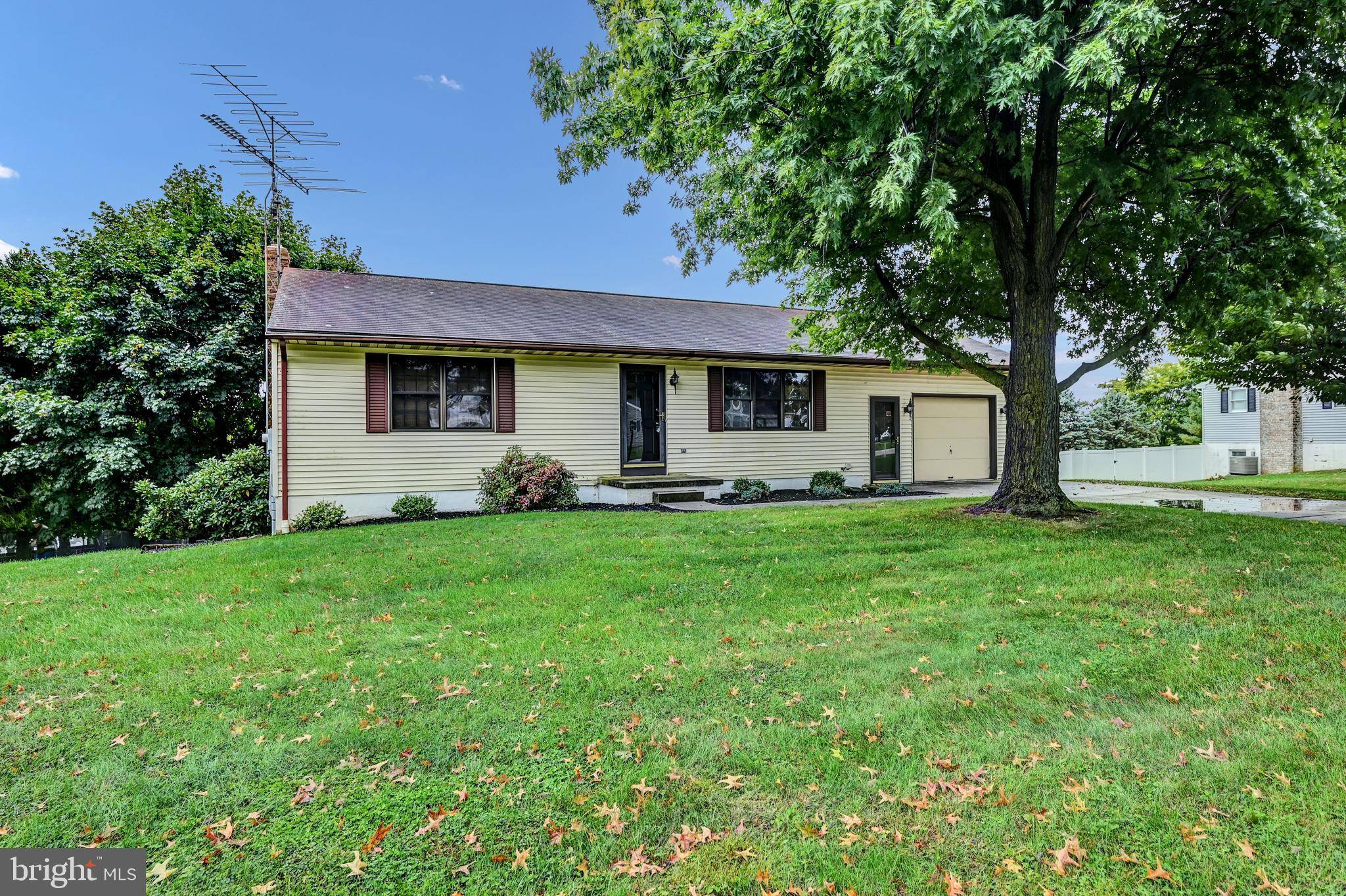 55 LEE ANN CT,  Hanover,  PA 17331