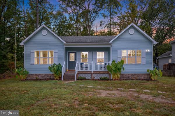 237 NICHOLSON DR, Colonial Beach, VA 22443