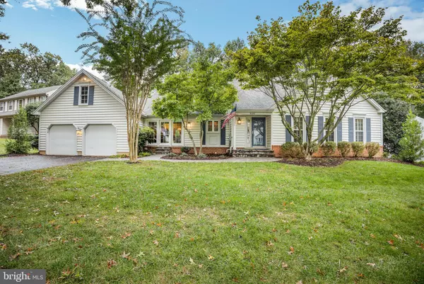 8206 RAINBOWVIEW PL, Montgomery Village, MD 20886