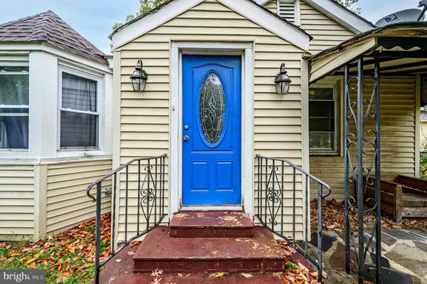 Pine Hill, NJ 08021,15 E 2ND AVE