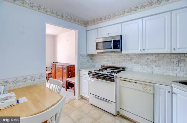 Robbinsville, NJ 08691,121 WYNDHAM PL