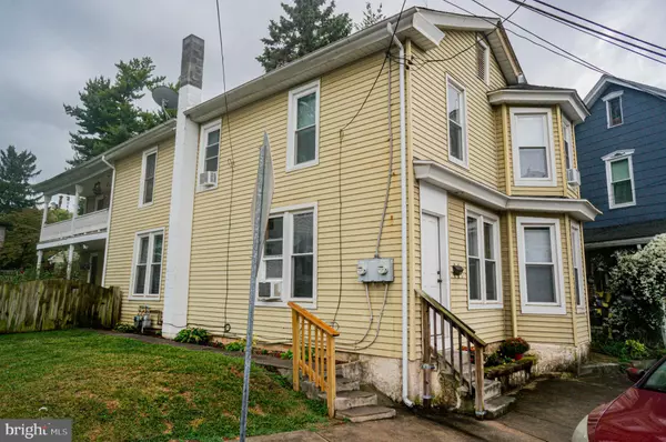 Mount Joy, PA 17552,24 W DONEGAL ST