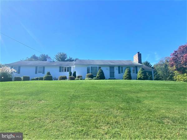 2984 GALLOWS HILL RD, Riegelsville, PA 18077