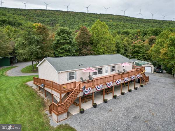 230 SAFARI DR, New Creek, WV 26743