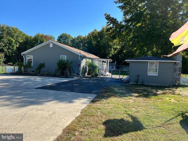 1986 OLD KIRKWOOD RD, Bear, DE 19701