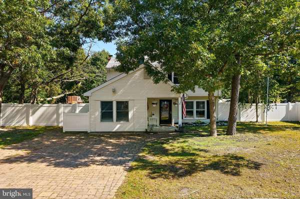 23 SPRUCE CIR S, Barnegat, NJ 08005