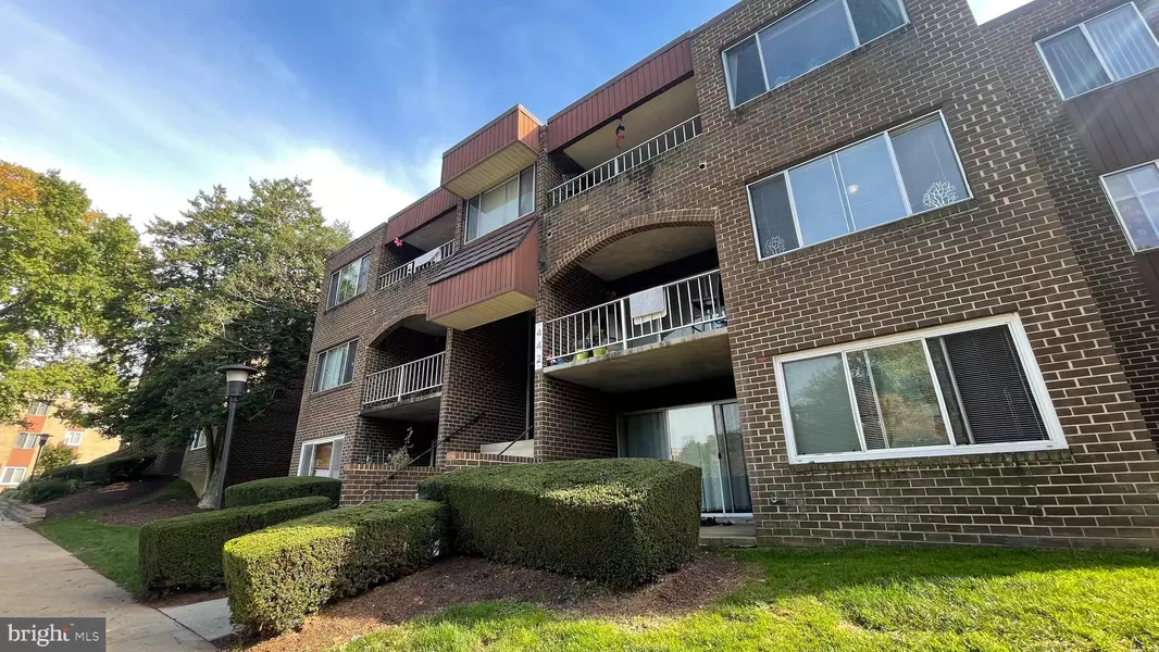 442 GIRARD ST #283, Gaithersburg, MD 20877