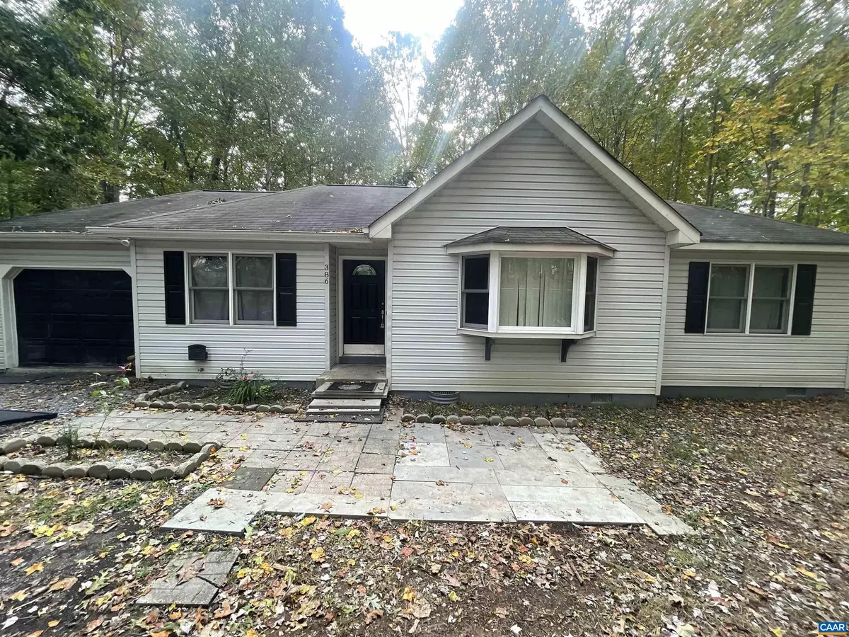 Palmyra, VA 22963,386 JEFFERSON DR